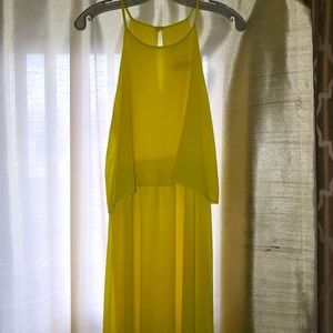 Lulu's Yellow Highneck Maxi Dress Size Medium